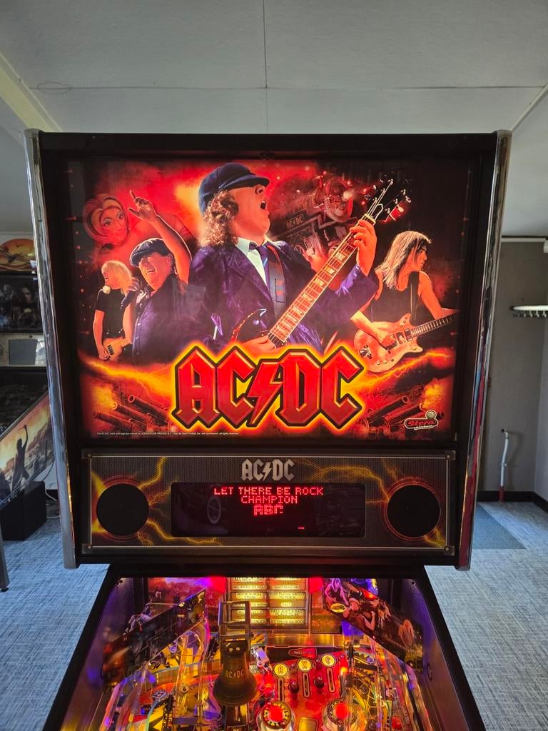 HUO AC/DC Pro Vault Edition 2018, Verzamelen, Automaten | Flipperkasten, Ophalen, Stern, Zo goed als nieuw, Dot-matrix