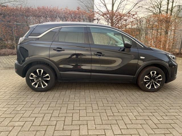 Opel Crossland Panodak Pts Camera Carplay Navi dodehoek 2024, Voorwielaandrijving, Leder en Stof, Zwart, 5 deurs