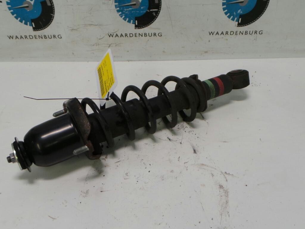 TOYOTA PRIUS VEERPOOT / SCHOKBREKER RA 2008, Ophalen of Verzenden, Gebruikt, Stiba lid