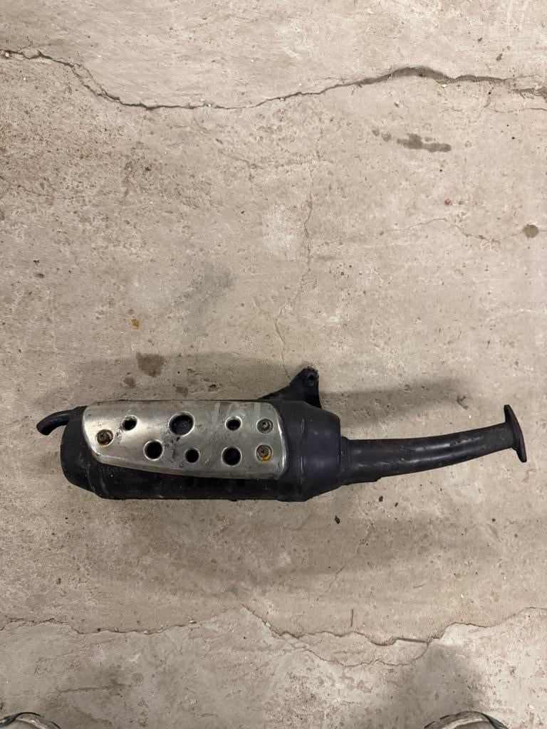 Piaggio zip type 3 uitlaat, Vélos & Vélomoteurs, Pièces de cyclomoteur | Scooters, Enlèvement ou Envoi, Comme neuf, Pot d'échappement