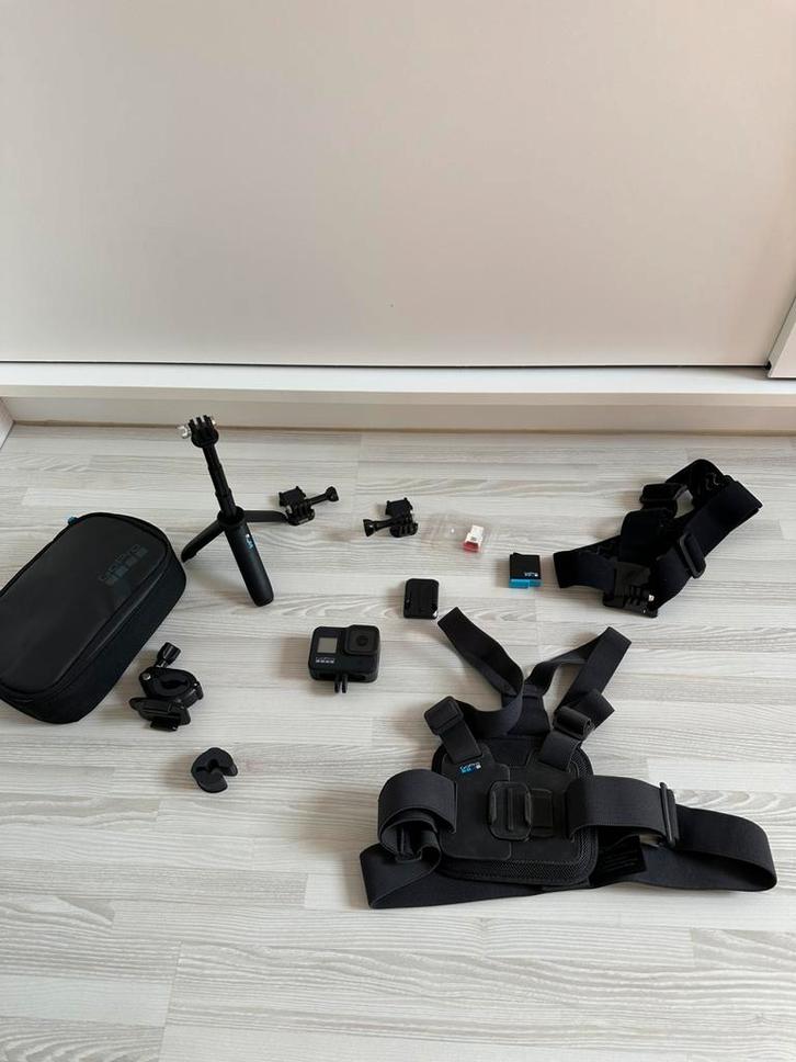 GoPro HERO8 Black + de nombreux accessoires, TV, Hi-fi & Vidéo, Caméras action, Comme neuf, GoPro, Enlèvement ou Envoi