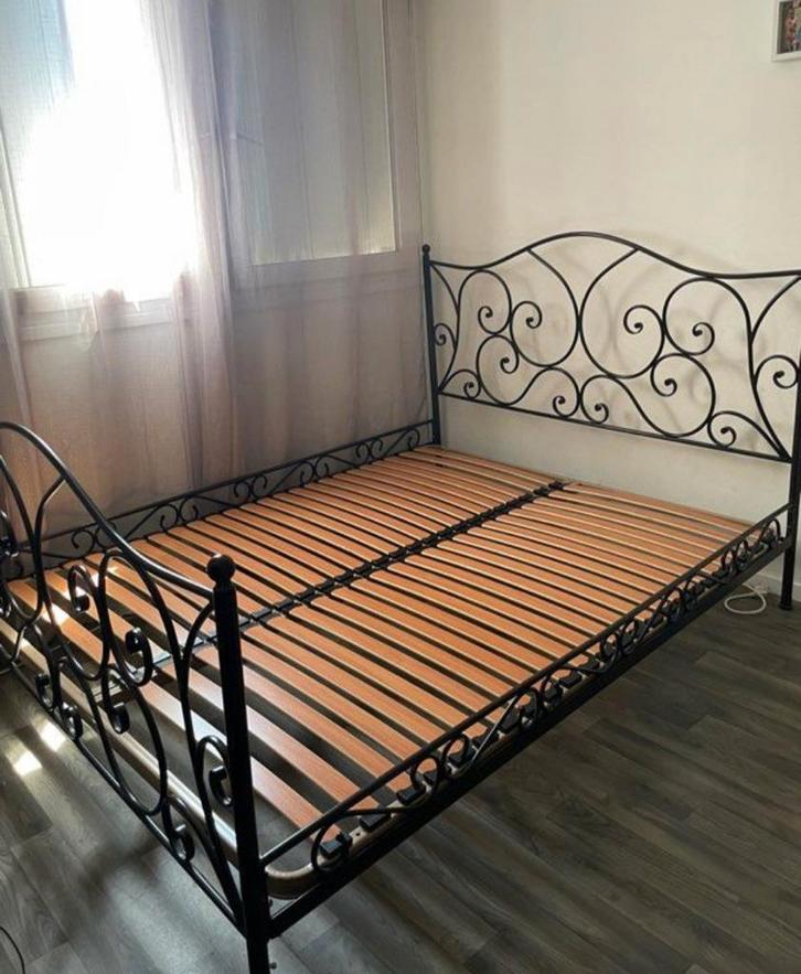 Bedframe 160x200cm zwart smeedijzer, Huis en Inrichting, Woonaccessoires | Overige, Ophalen