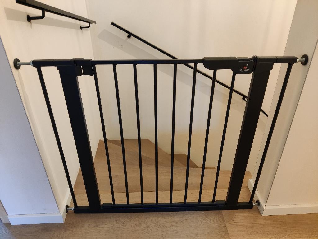 2 x traphekje BabyDan, Kinderen en Baby's, Traphekjes, Ophalen, Zo goed als nieuw, Metaal of IJzer, Klemhekje