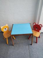 Tafel met 2 leuke stoeltjes Merk Pin furniture, Kinderen en Baby's, Ophalen