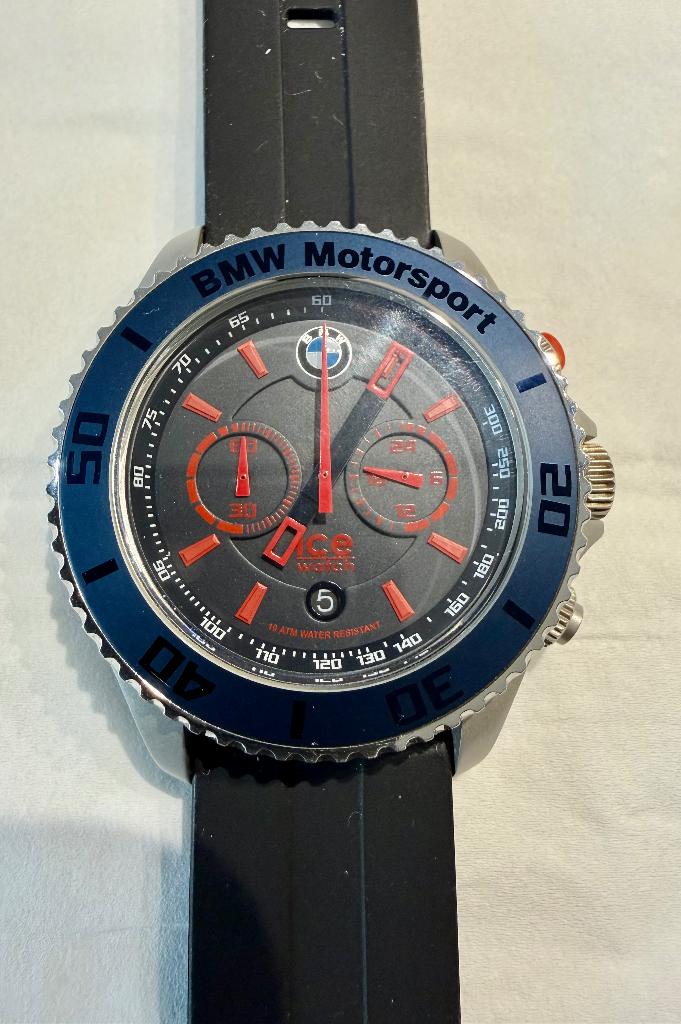 Montre collector Ice Watch BMW motorsport chronograph., Montre-bracelet, Autres marques, Enlèvement ou Envoi, Synthétique