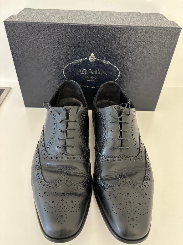 Prada leather lace-up shoes Men size 11, Vêtements | Hommes, Enlèvement ou Envoi, Chaussures à lacets, Porté, Prada