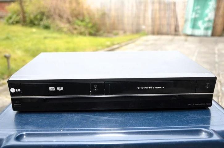 LG RC388 VHS->DVD-videorecorder combinatie, Audio, Tv en Foto, Videospelers, Gebruikt, VHS-speler of -recorder, Ophalen of Verzenden
