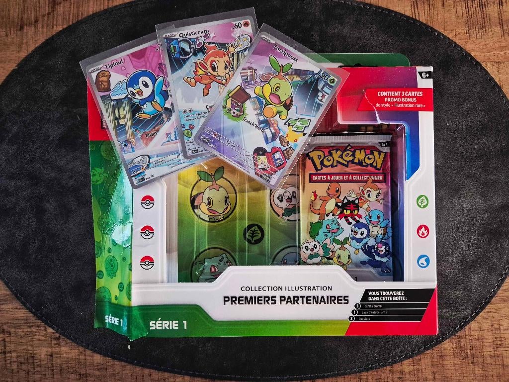 Echange cartes pokémon 30 ans starter premiers partenaires, Enlèvement, Neuf, Plusieurs cartes