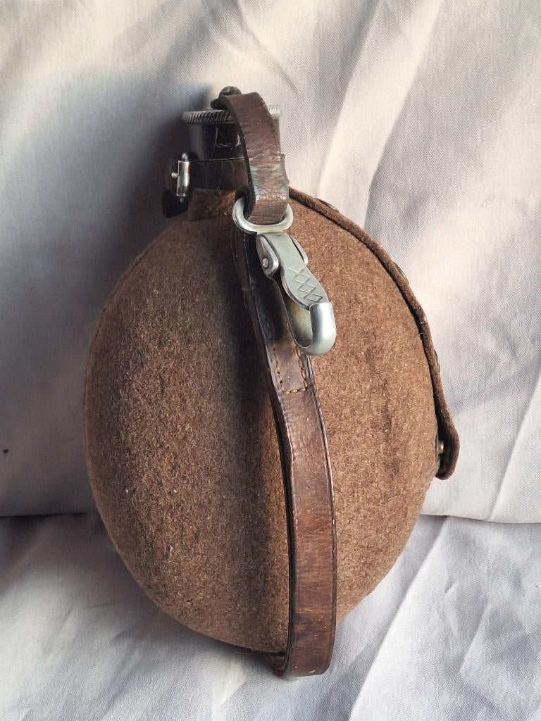 Gourde bouteille de campagne allemande ww2 WAL 6.37, Enlèvement ou Envoi, Armée de terre, Autres types