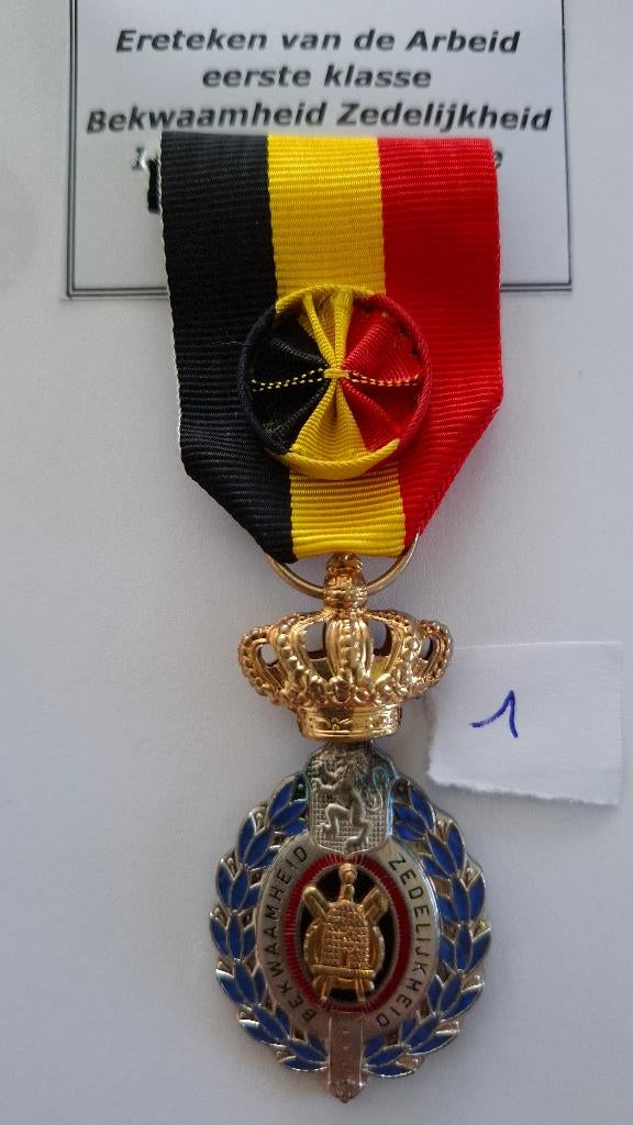 Eretekens van de arbeid, klasse 1, Hobby en Vrije tijd, Overige Hobby en Vrije tijd, Zo goed als nieuw, Ophalen of Verzenden