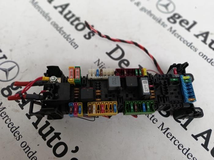 Boîte à fusibles d'un Mercedes Vito, 3 mois de garantie, Utilisé, -, -