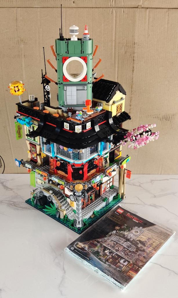 70620 LEGO La ville Ninjago, Enfants & Bébés, Jouets | Duplo & Lego, Utilisé, Lego, Ensemble complet, Enlèvement ou Envoi