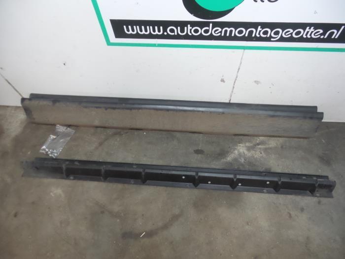 Zijskirt links van een BMW X5 (X5 00-) (442/6), Auto-onderdelen, Carrosserie, BMW, Gebruikt, 3 maanden garantie, Ophalen of Verzenden