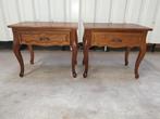 Louis XV Stijl twee nachtkastjes. Het kan geleverd worden., Enlèvement, Utilisé, Bois