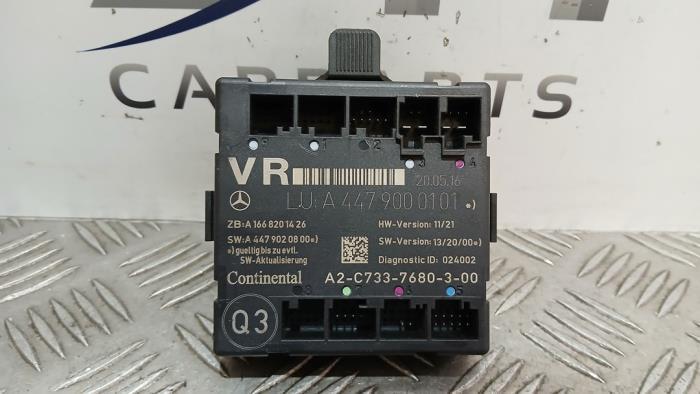 Module verrouillage central des portes d'un Mercedes Vito, 3 mois de garantie, Utilisé, -, -
