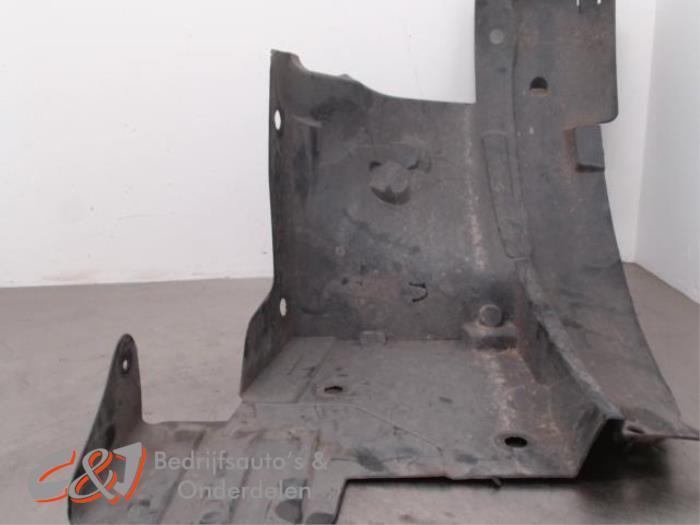 Wielkuip van een Renault Trafic, Auto-onderdelen, Carrosserie, Renault, Gebruikt, 3 maanden garantie, Ophalen of Verzenden