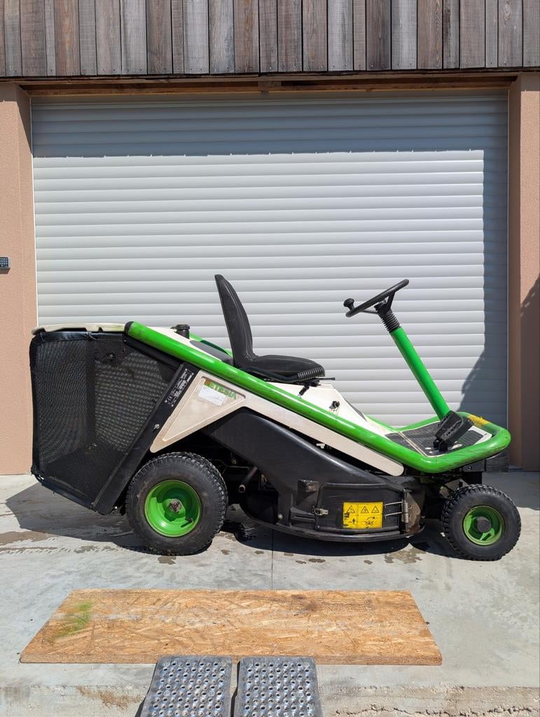 Tracteur tondeuse pro ETESIA Hydro – 2005 – Bac arrière, Jardin & Terrasse, Bac de ramassage