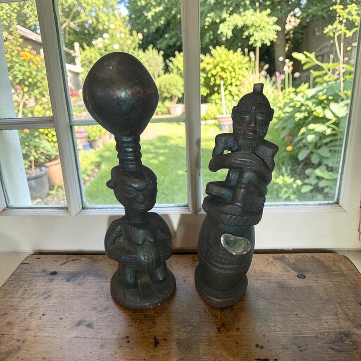 Découvrez la magie de l'art authentique !
Deux anciens Afric, Maison & Meubles, Accessoires pour la Maison | Statues de Bouddha