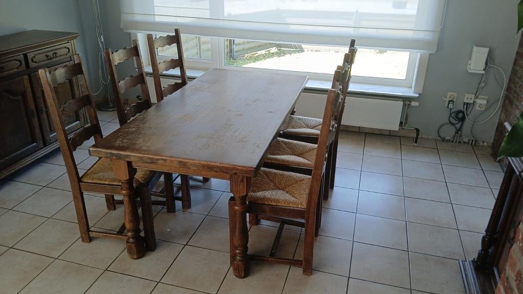 Gratis eetkamer af te halen, Ophalen