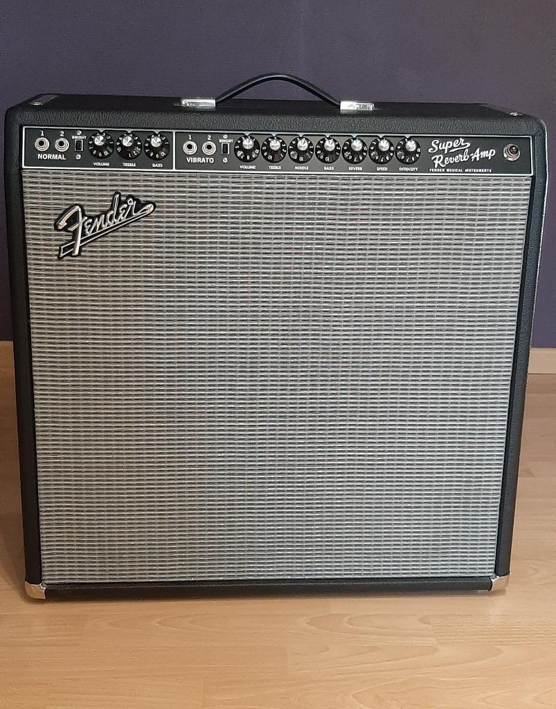 FENDER Gitaarversterker, Ophalen, Zo goed als nieuw, Gitaar, Minder dan 50 watt