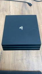 PlayStation 4 Pro + 19 games + stuur (Hori), Games en Spelcomputers, Ophalen, 1 TB, Met 1 controller, Pro