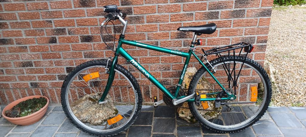 Vélo Minerva ado ou homme VTT fonctionnel complet 26 pouces, Fietsen en Brommers, Fietsen | Mountainbikes en ATB, Gebruikt, Heren