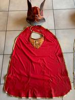 Ravelijn cape rood + masker, Ophalen of Verzenden, Zo goed als nieuw, 170 of groter, Jongen of Meisje