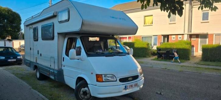 Nous recherchons voiture même valeur ou lotvde véhicule, Caravanes & Camping, Camping-cars, Particulier, Ford, Ford, Douche, Enlèvement