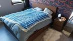 IKEA bed (incl. matras en nachtkastjes), Ophalen, Gebruikt, Tweepersoons, Modern