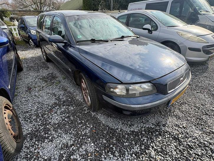 Volvo - V70 - 2.4 Comfort Line - Voiture - 2001, Autos, Volvo, Entreprise, V70, Essence, Euro 3, Break, Occasion