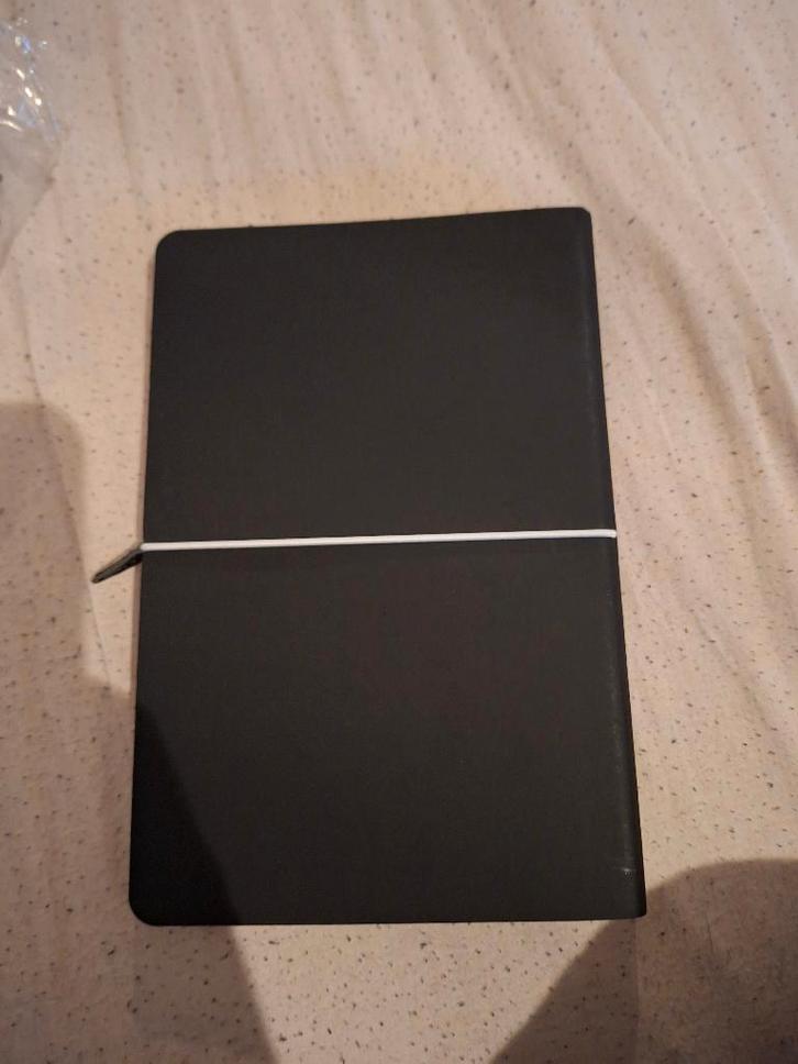 Zwart notitieboek / bullet journal – €5, Divers, Ecriture, Comme neuf, Enlèvement