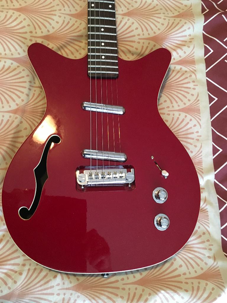 Danelectro 59er reisue new 2 years garentee, Muziek en Instrumenten, Snaarinstrumenten | Gitaren | Elektrisch, Ophalen, Nieuw