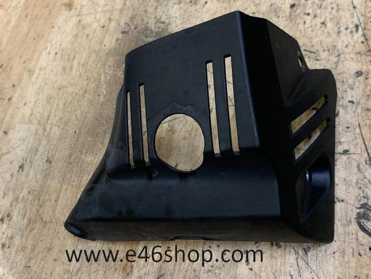 CILINDERKOP AFDEKKING BMW RECHTS OE 12137653138, Motoren, Onderdelen | BMW, Gebruikt, Ophalen of Verzenden