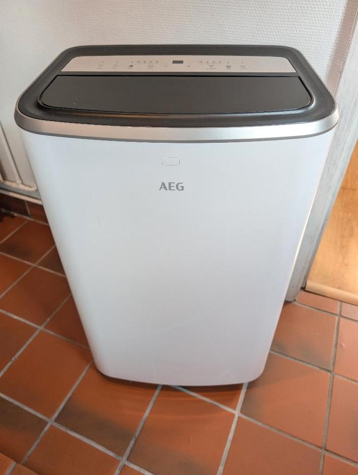 Mobiele airco 120m³ 12000 BTU AEG AXP35U538CW ChillFlex Pro, Elektronische apparatuur, Airco's, Zo goed als nieuw, Mobiele airco