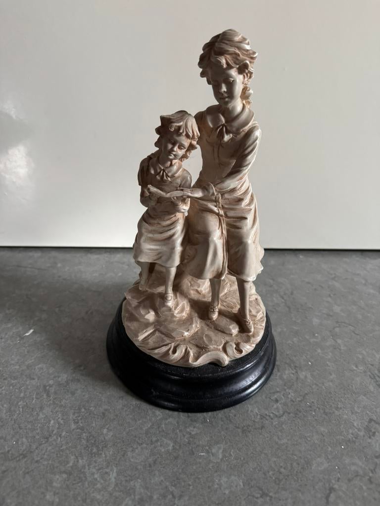 Antiek porseleinen beeld, Enlèvement ou Envoi