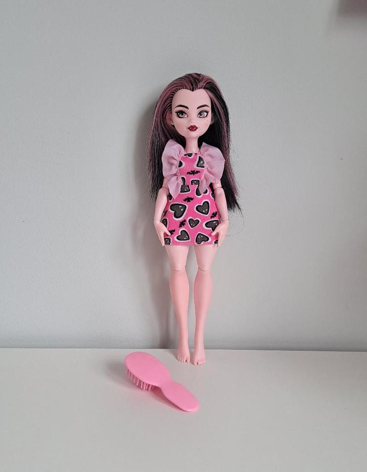 Monster High - Draculaura, Kinderen en Baby's, Speelgoed | Poppen, Gebruikt, Barbie, Ophalen of Verzenden