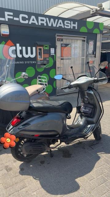 Vespa Sprint beschikbaar voor biedingen