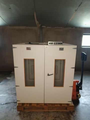 Uitkomstmachine Model 2000U beschikbaar voor biedingen