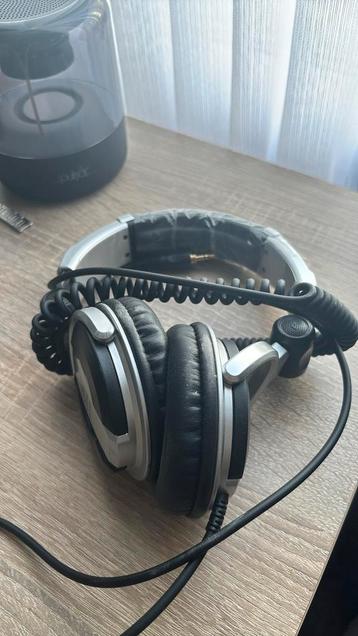 Koptelefoon Devine pro 800 beschikbaar voor biedingen