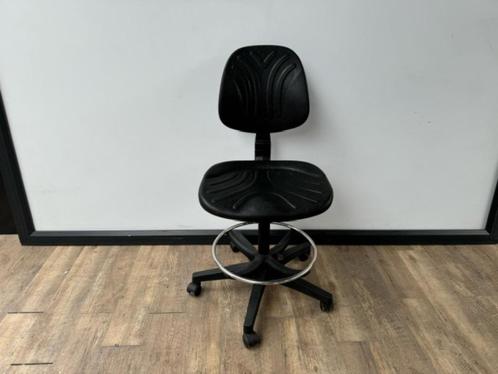 Werkplaatsstoel kunststof inclusief hoge veer, Antiek en Kunst, Antiek | Meubels | Stoelen en Sofa's, Ophalen