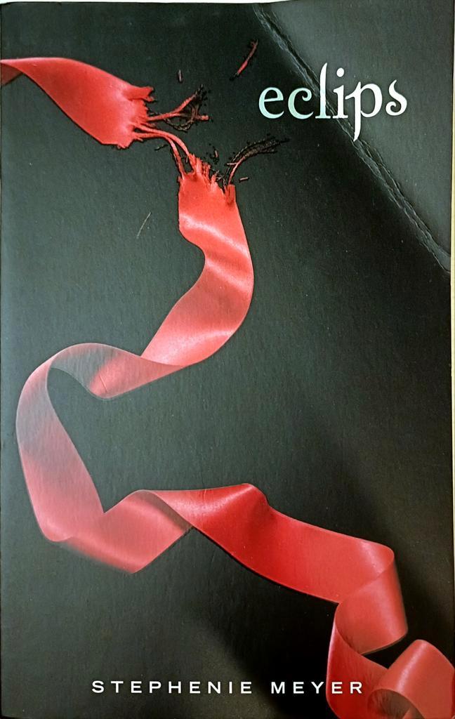 Stephenie Meyer - Éclipse crépusculaire, Livres, Livres pour enfants | Jeunesse | 13 ans et plus, Utilisé, Fiction, Enlèvement ou Envoi