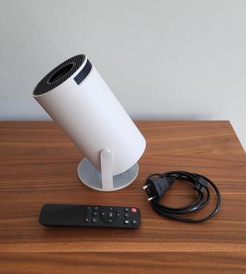 Projecteur HY300 - Utilisé beschikbaar voor biedingen