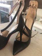 Christian Louboutin pumps mt 38 nog in goede staat, Ophalen of Verzenden, Zo goed als nieuw, Pumps