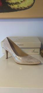 Fiarucci trouwschoen M:37 beige / goud, Kleding | Dames, Ophalen of Verzenden, Zo goed als nieuw, Beige