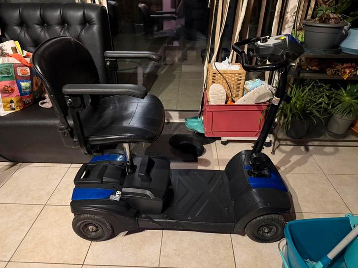 Chaise roulante électrique, Divers, Chaises roulantes, Comme neuf, Enlèvement