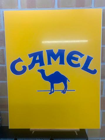 Plexiglas CAMEL 79x99 jaren80 beschikbaar voor biedingen