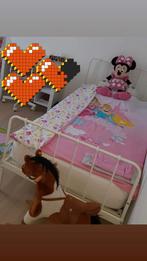 Lit. a donner, Enlèvement, Chaise