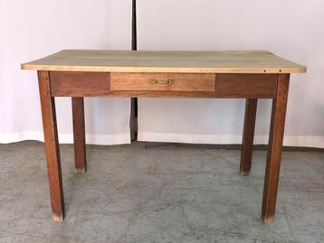 Antieke boerentafel met lade in eik 120 x 73 H 76cm beschikbaar voor biedingen