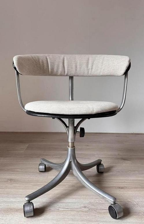 Iconic Vintage Knoll KEVI- chair by Jorgen Rasmussen, Huis en Inrichting, Bureaustoelen, Gebruikt, Ophalen