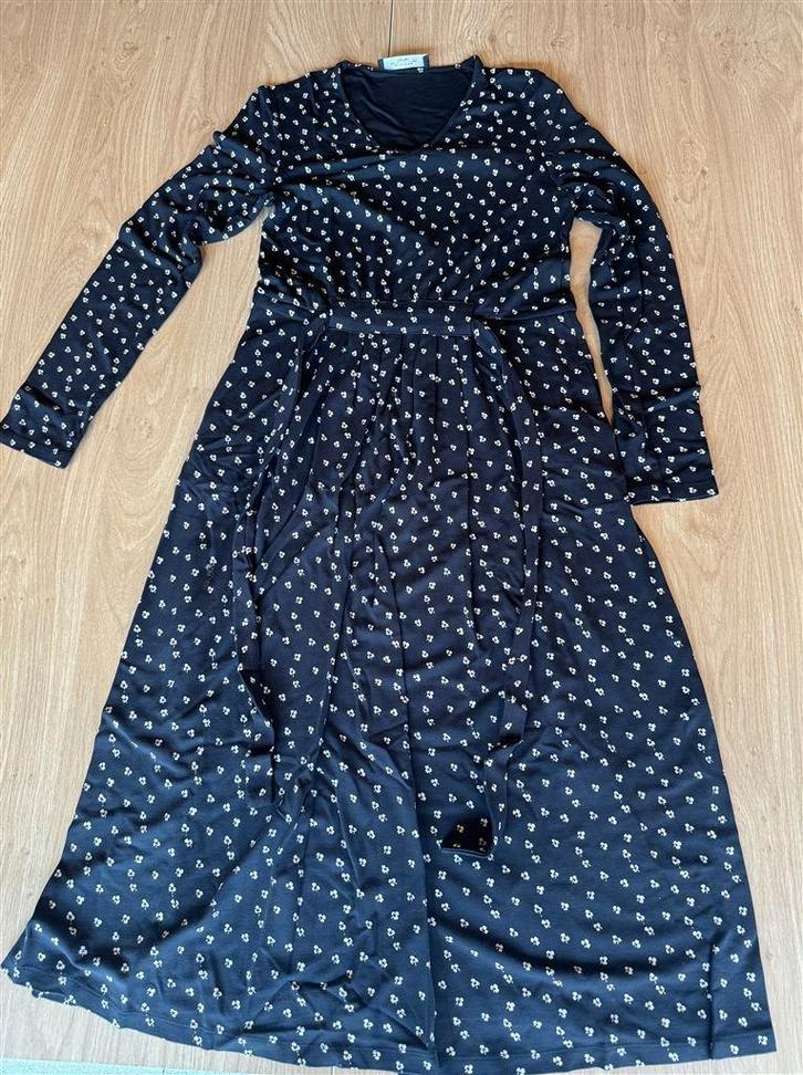 Max Mara Weekend Jurk Maat 12, [40] Zwart, Kleding | Dames, Jurken, Zo goed als nieuw, Zwart, Ophalen of Verzenden